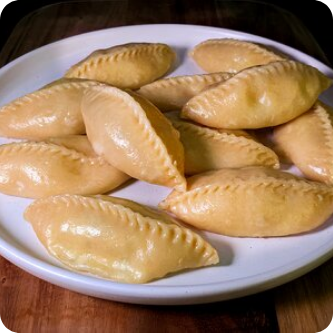 Вареники с адыгейским сыром