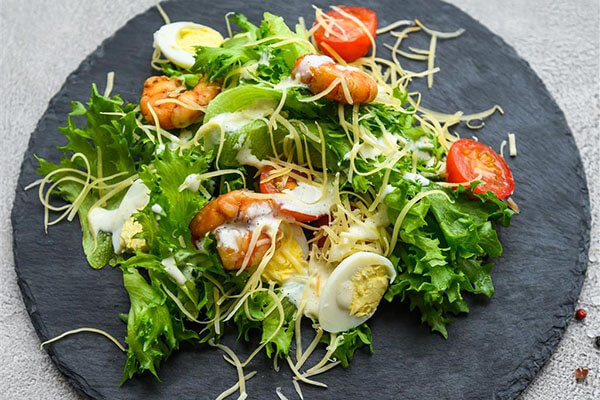 Салат "Цезарь" с креветками