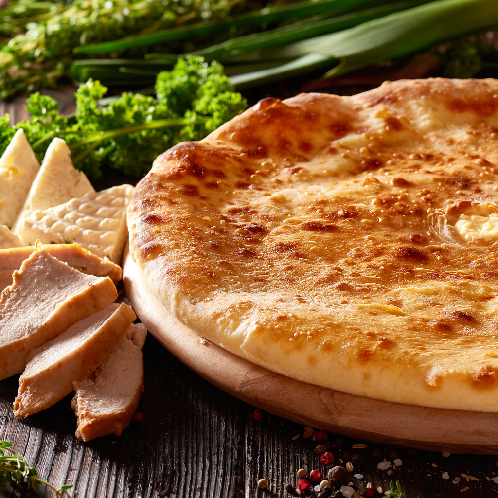 Пирог с сыром и филе цыпленка