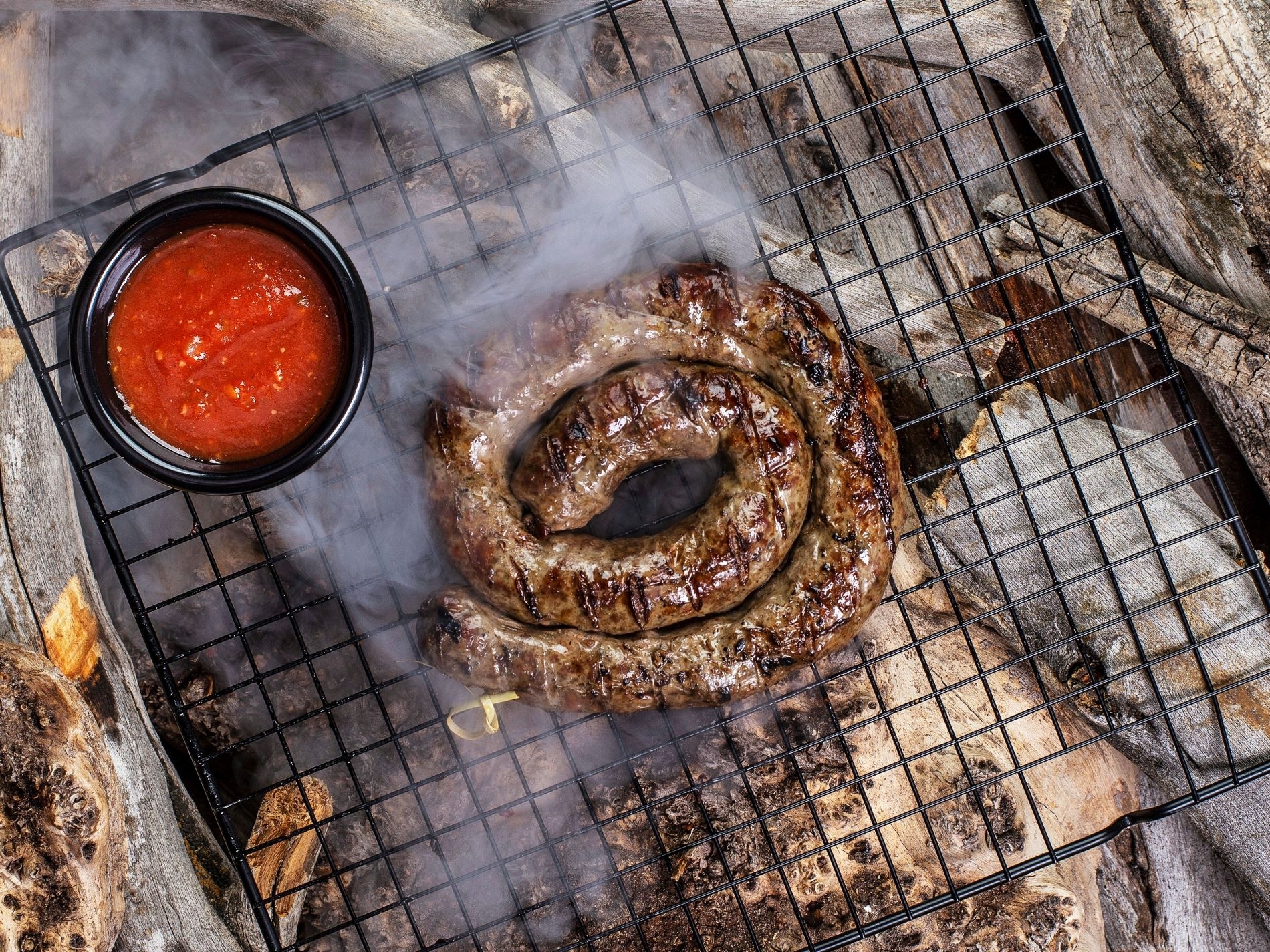 Жареная баранья колбаска с гарниром