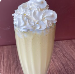 Милкшейк Манго-маракуйя