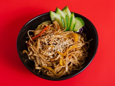 Удон с овощами острый