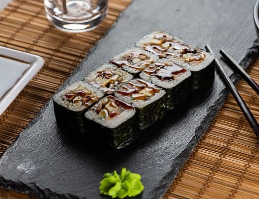 Футомаки
