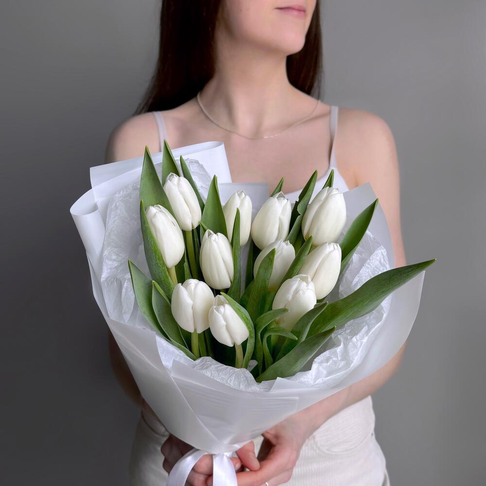Букет белый тюльпан