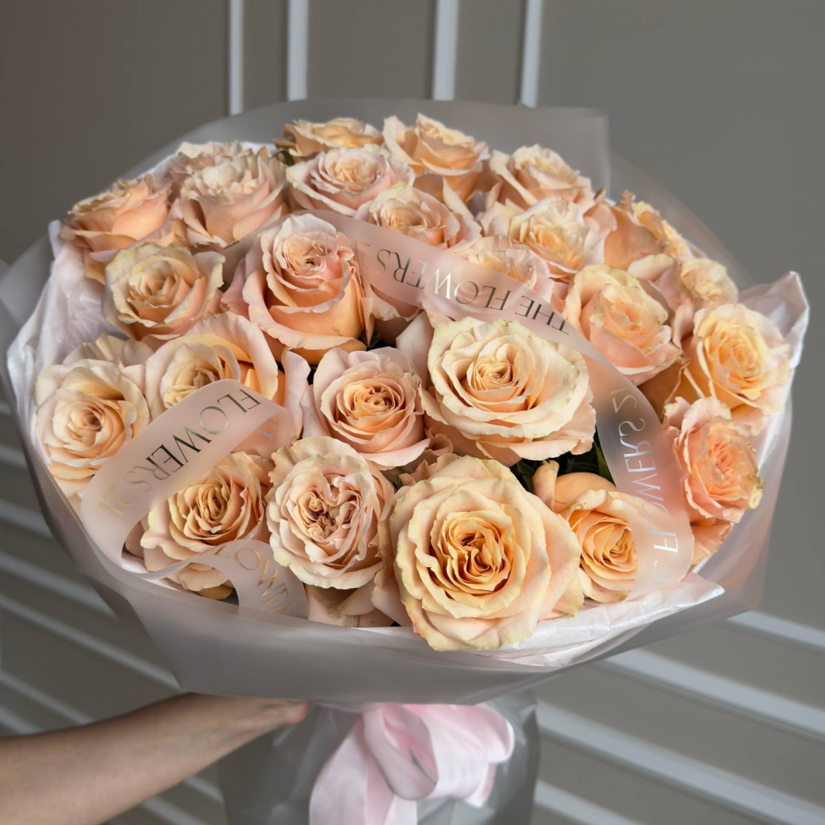 Моно букет из 25 роз 2 (предзаказ)