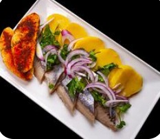 Селедочка с отварным картофелем