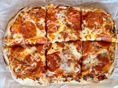 Римская пицца пепперони