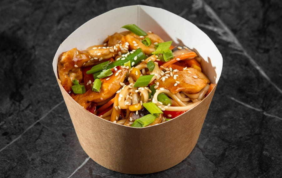 WOK с цыпленком в соусе терияки