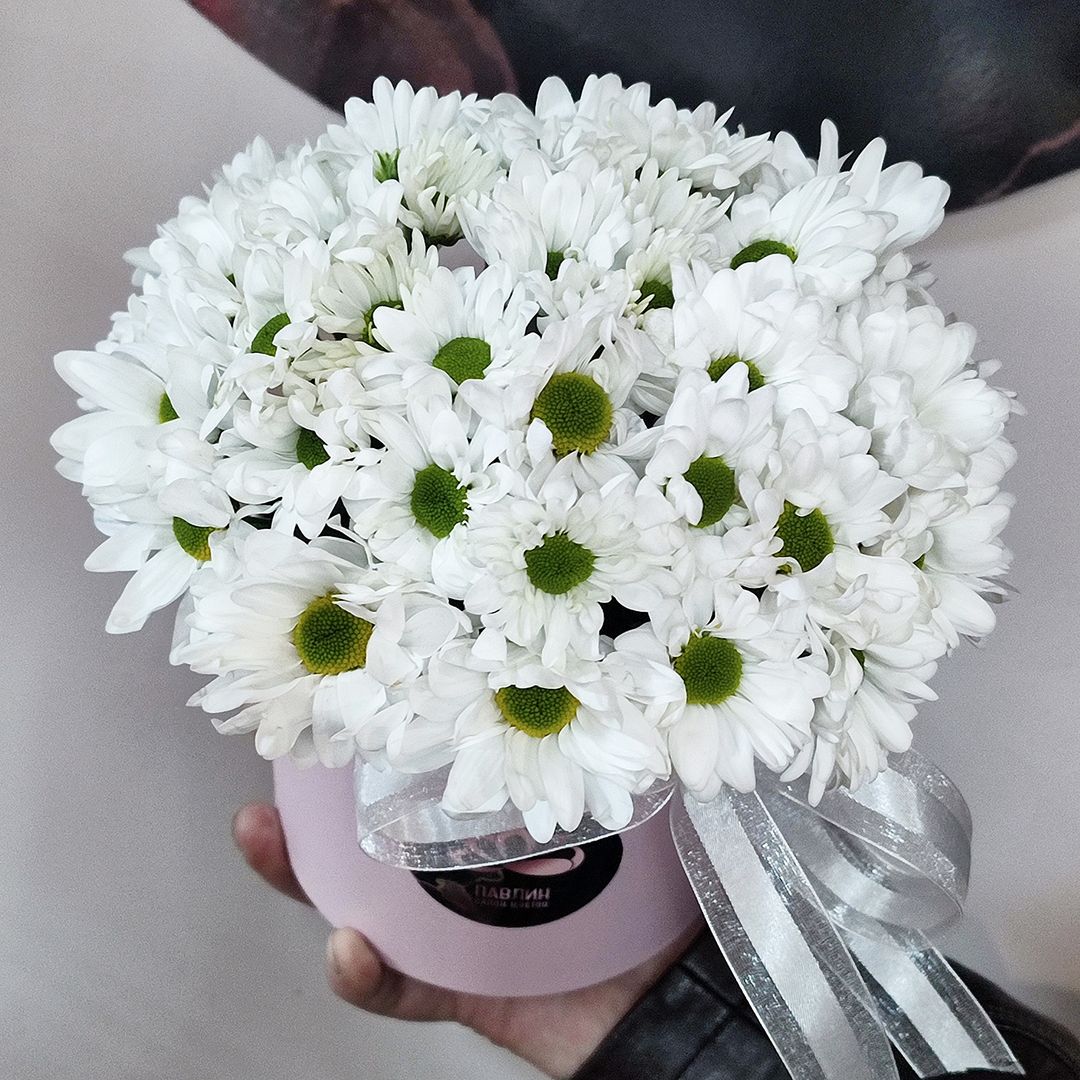 Коробочка с хризантемой