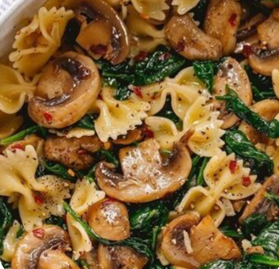 Паста с грибочками и шпинатом