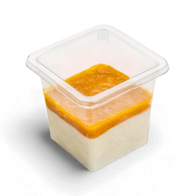 Панакота с пюре манго