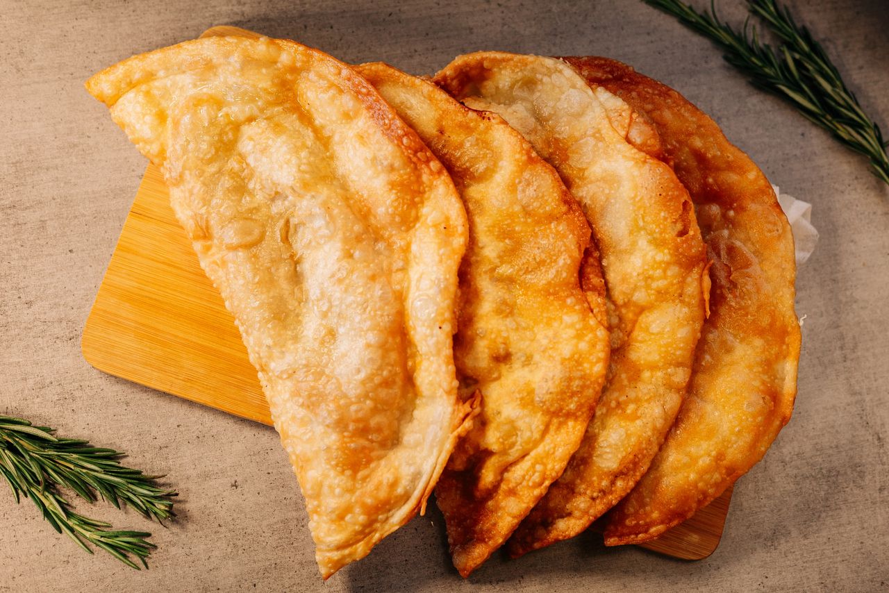 Чебурек Майский