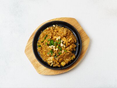 Жареный Рис с ананасом и говядиной