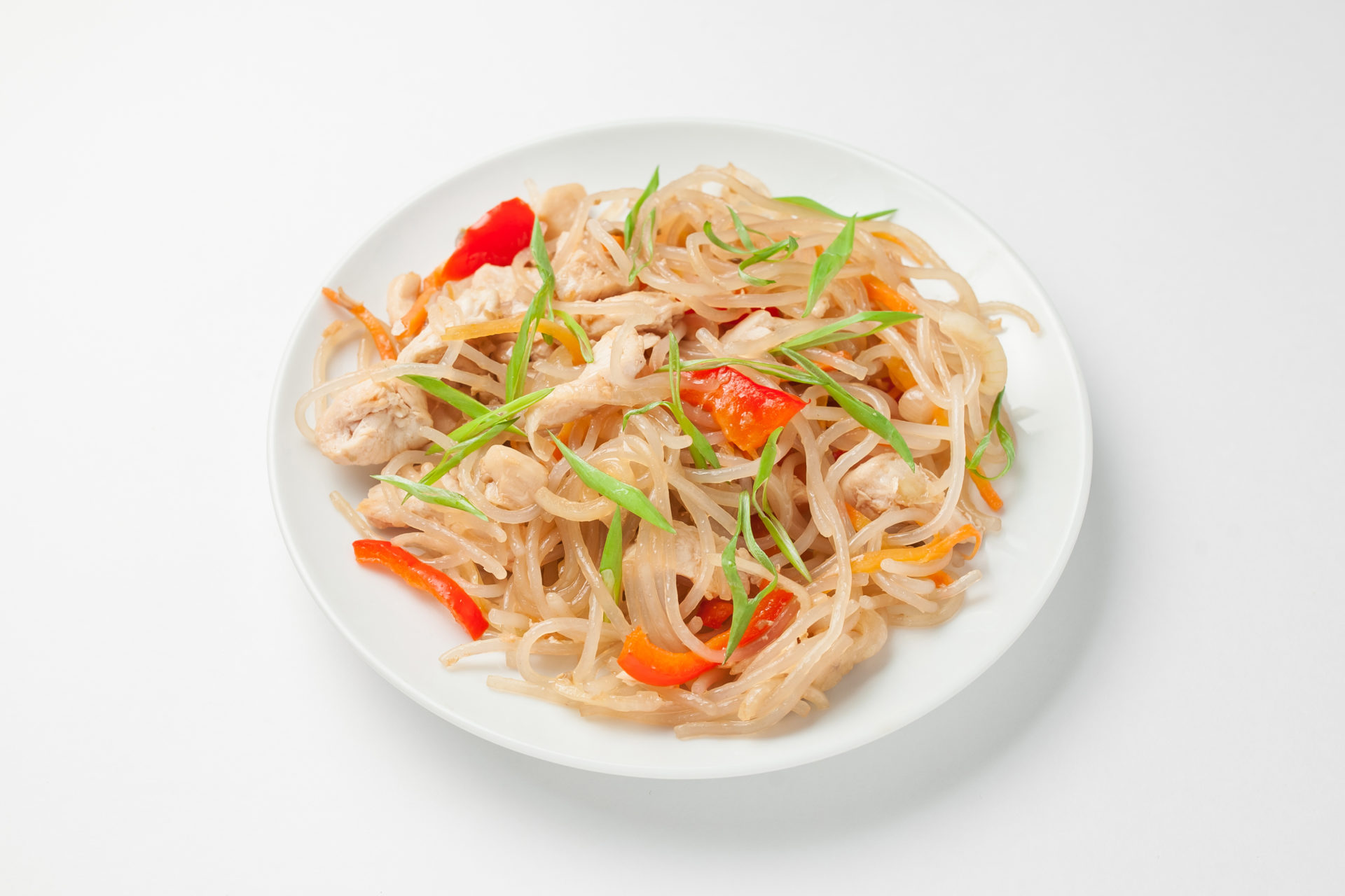 Лапша бататная с курицей