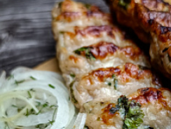 Люля-кебаб из курицы с кинзой