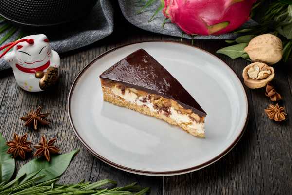 Чизкейк Сникерс