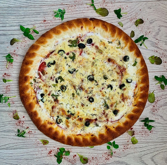 Сбоная мясная 32см тонк. тесто