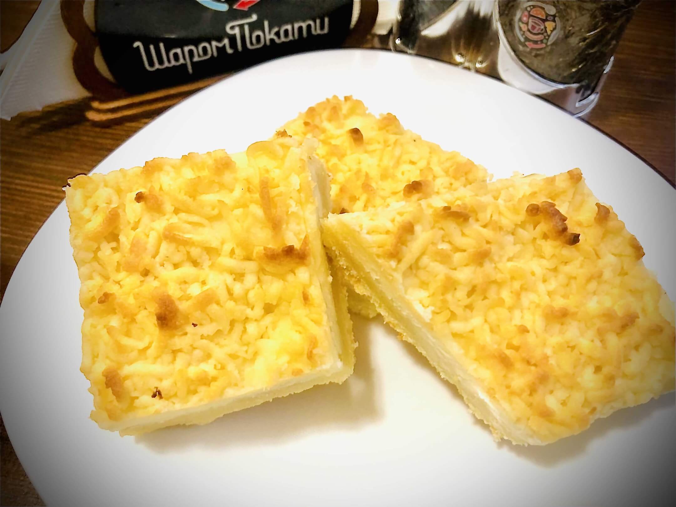 Венский пирог с творогом и брусникой