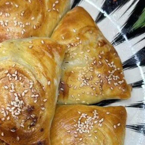 Самса слоеная с курицей
