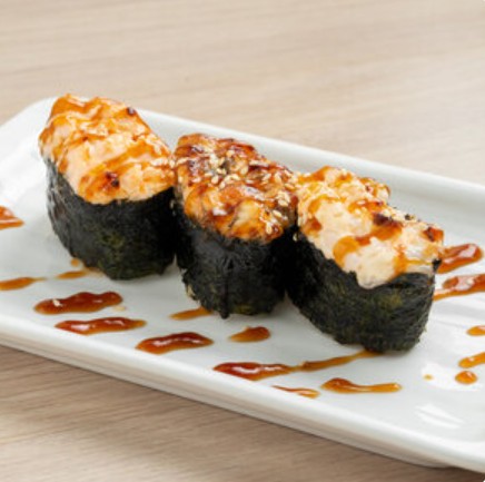 Запечённые суши с угрём