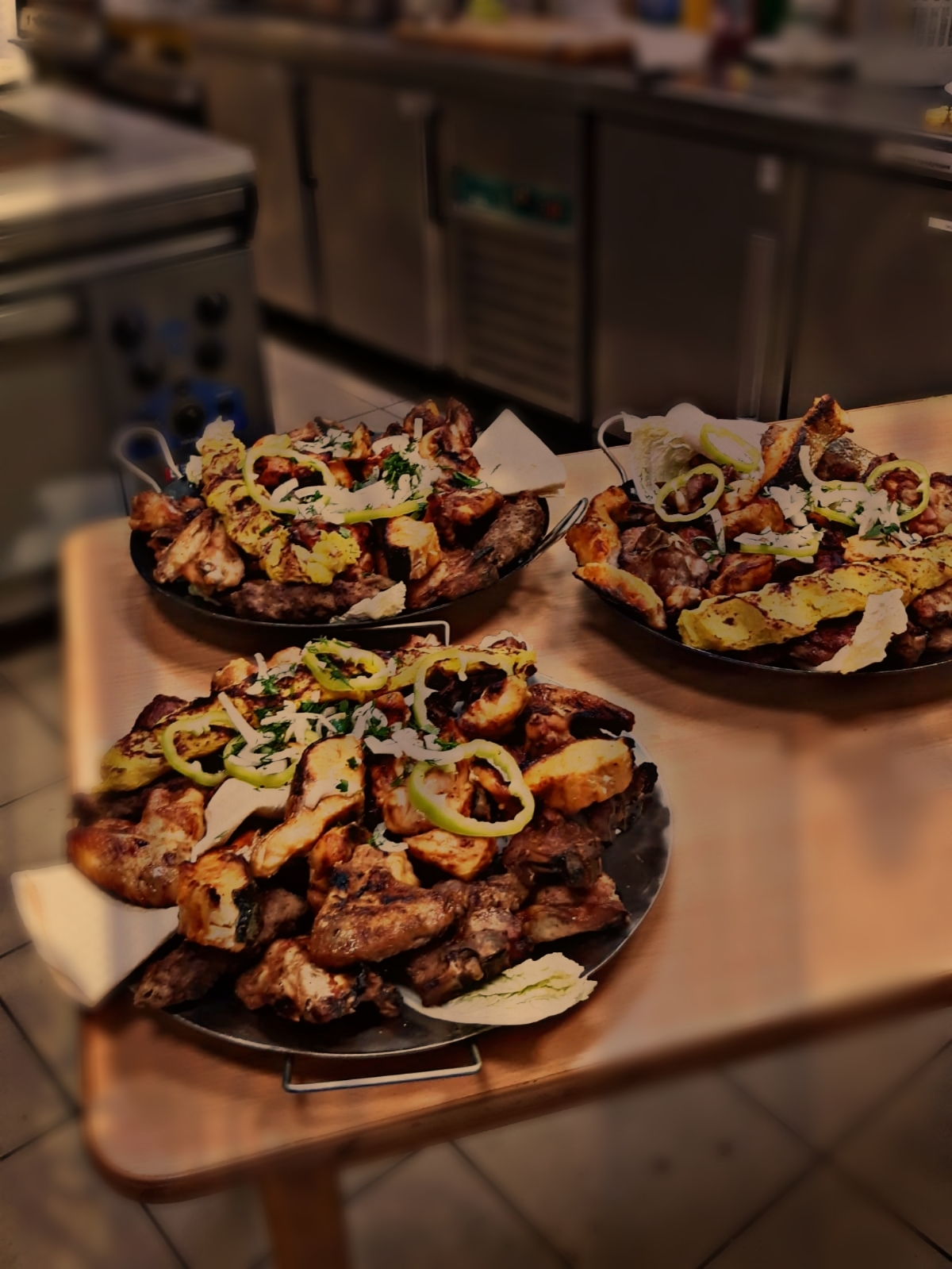 Мясное ассорти на мангале