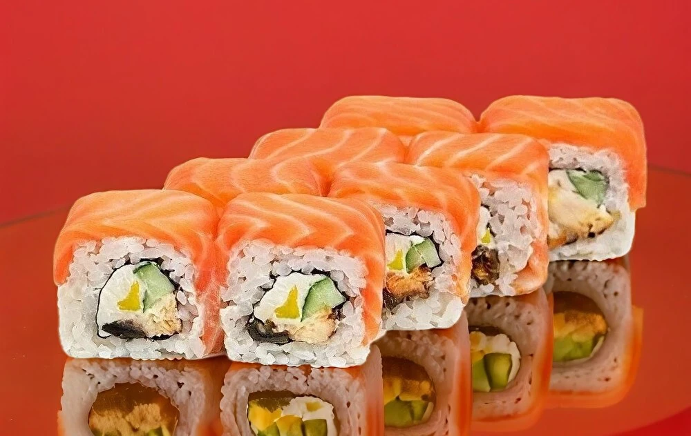 Ролл Филадельфия с угрем