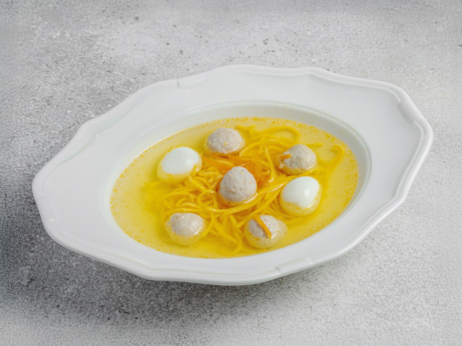 Лапша с фрикадельками