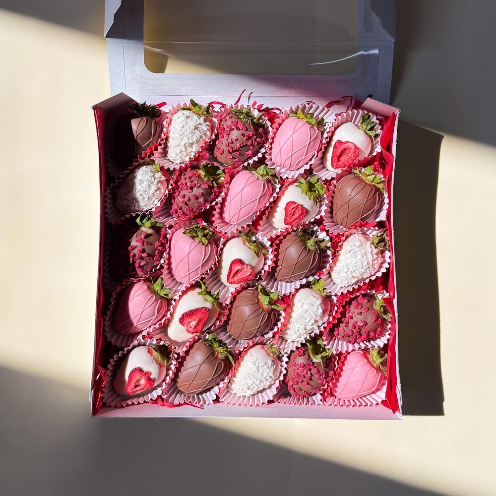 Клубника в шоколаде "Сочность лета"