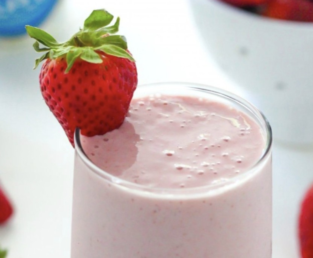 Молочный коктейль Клубника