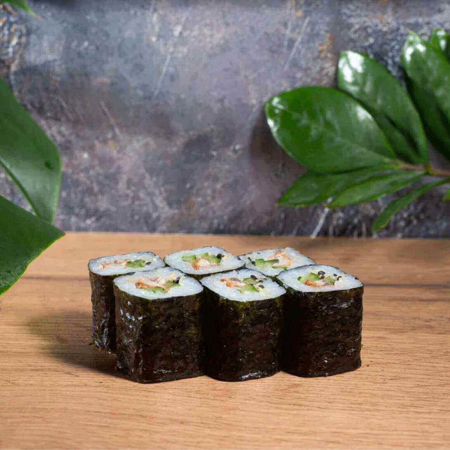 Маки с угрем 150г