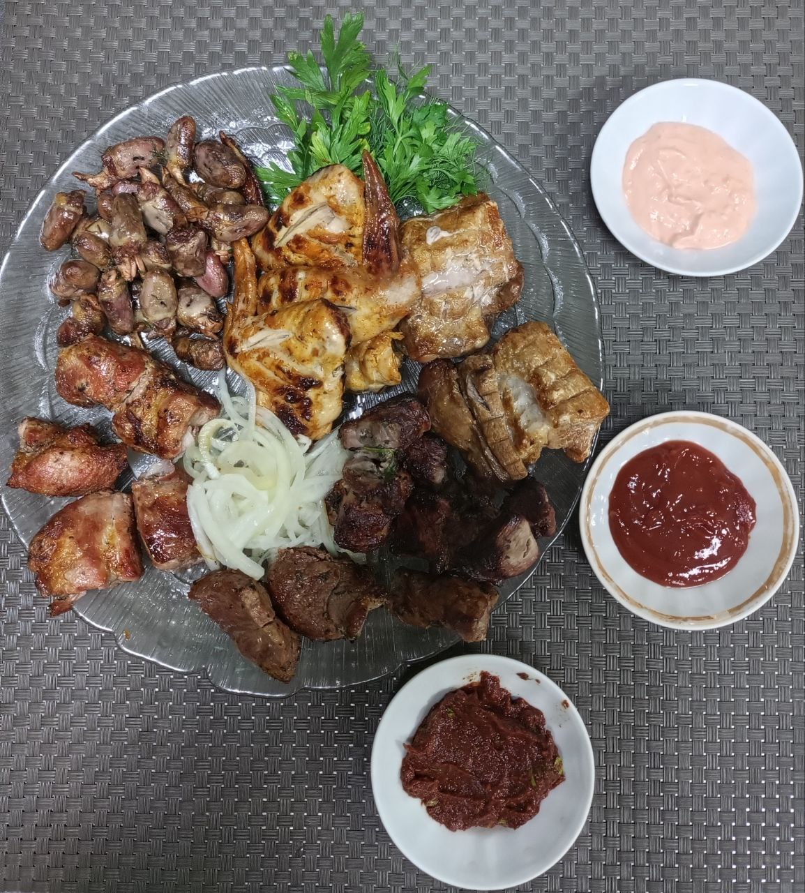 Мясное изобилие