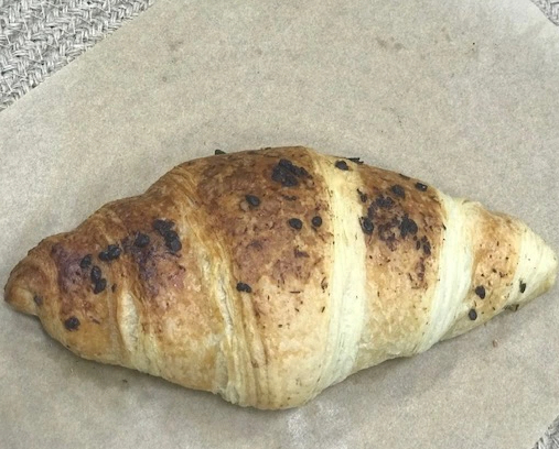 Круассан с шоколадом