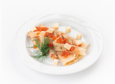 Блинчики с красной икрой
