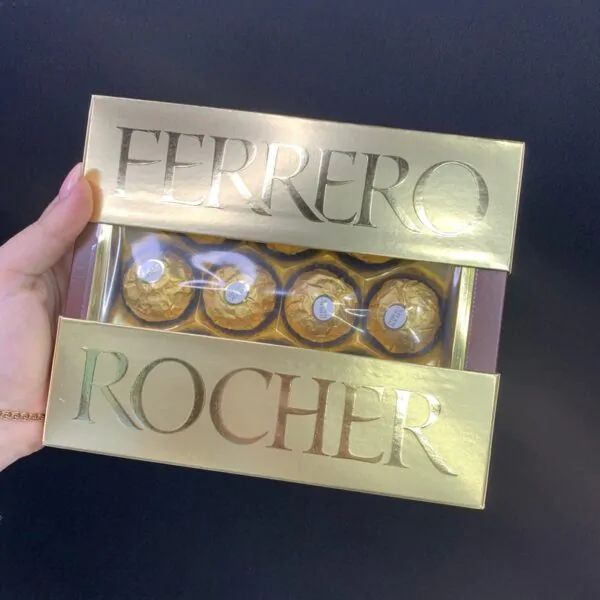 Коробка конфет Ferrero Rocher
