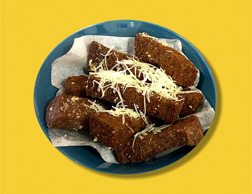 Гренки с пармезаном