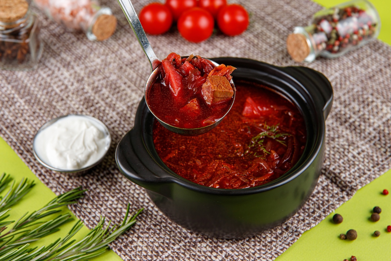 Борщ с говядиной (250 гр.)