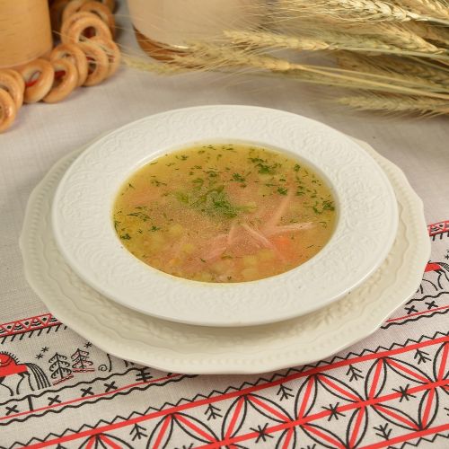 Калья утиная с мочёным яблоком и пряной брусникой