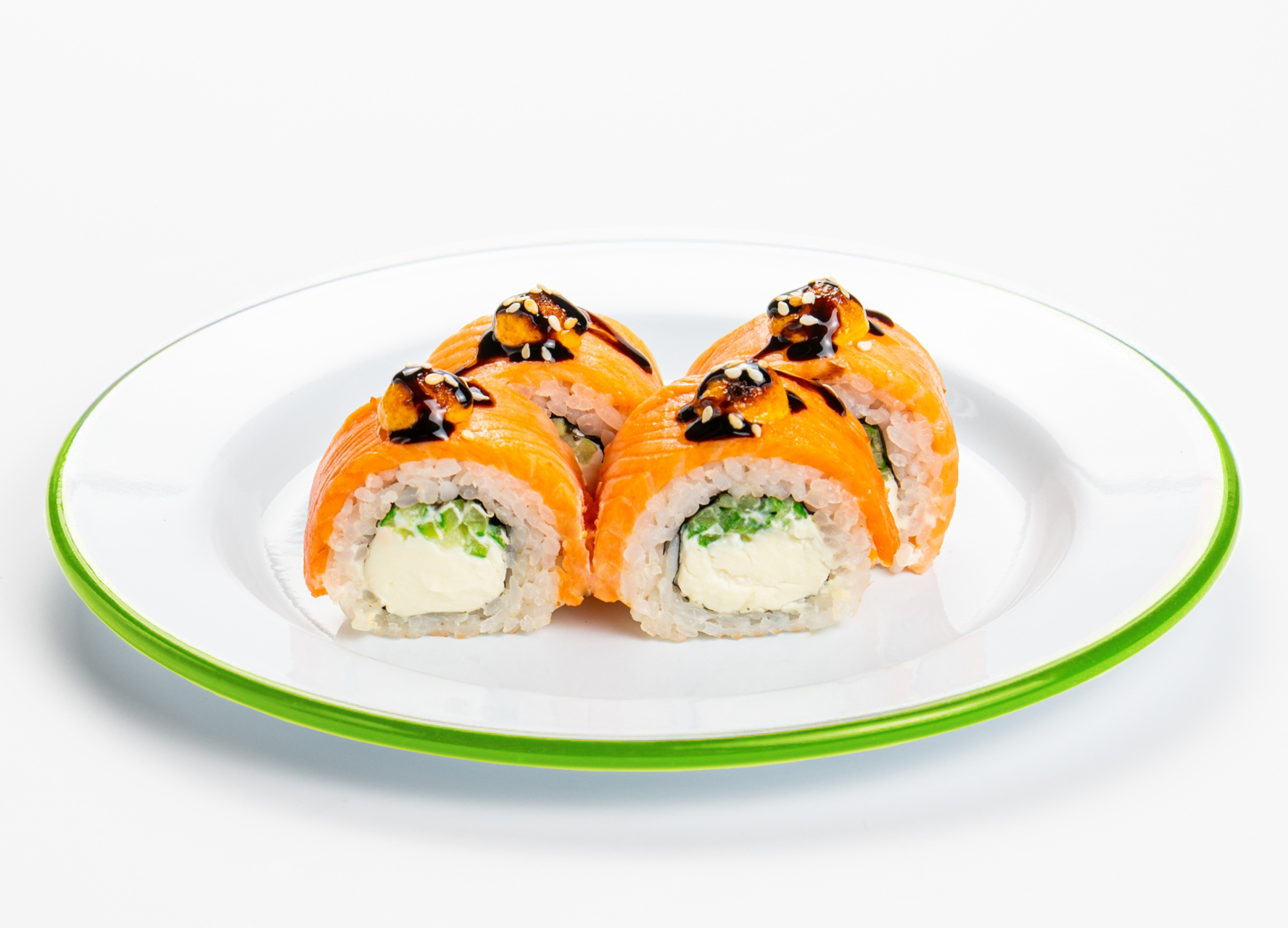 Половинка запеченного ролла Филадельфия