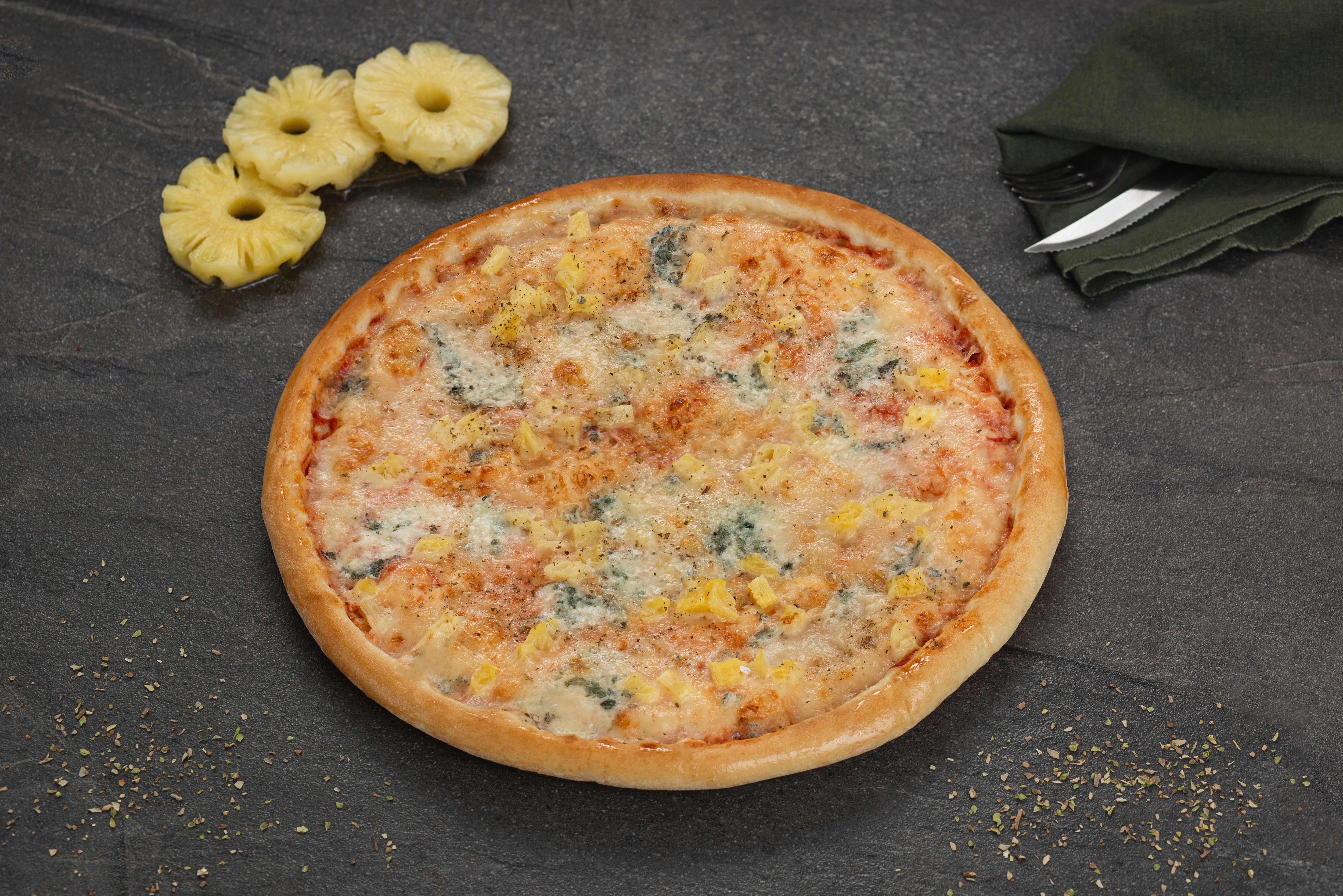 Пицца Ананас и дорблю 32 см