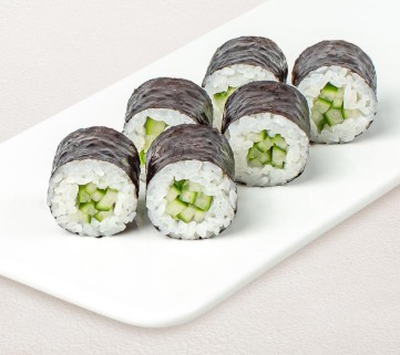 Ролл с огурцом