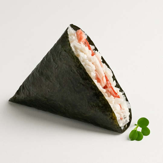 Онигири с крабом