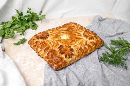 Пирог с сыром сулугуни