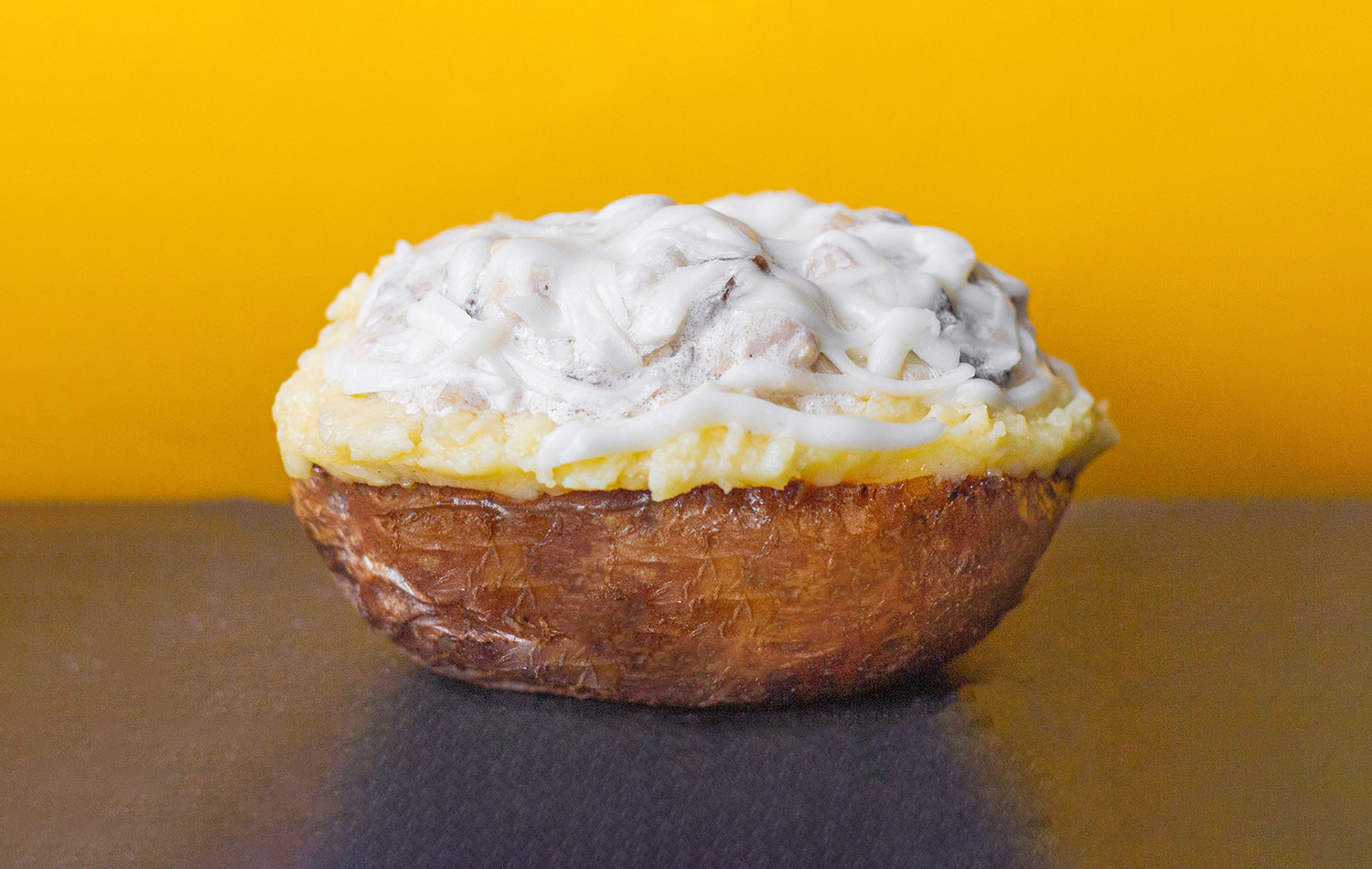 Запечённый картофель с грибным жюльеном