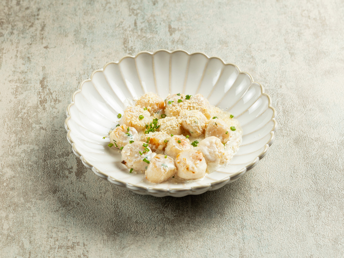 Гребешки в сливочно-чесночном соусе