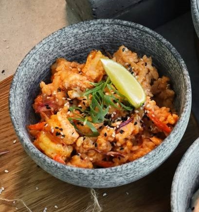 Рис с креветками в соусе том-ям