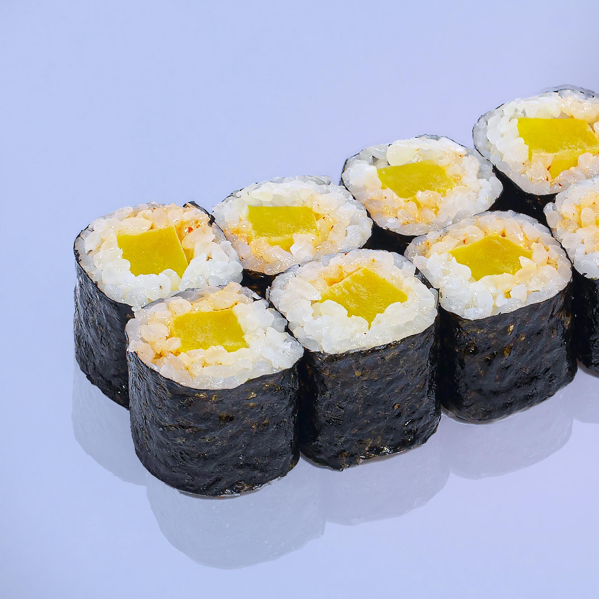 Маки с такуаном