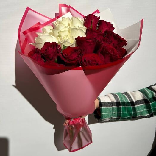 Букет роз "инь-янь"