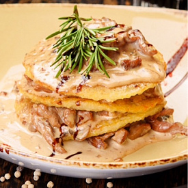 Драники с индейкой и грибами