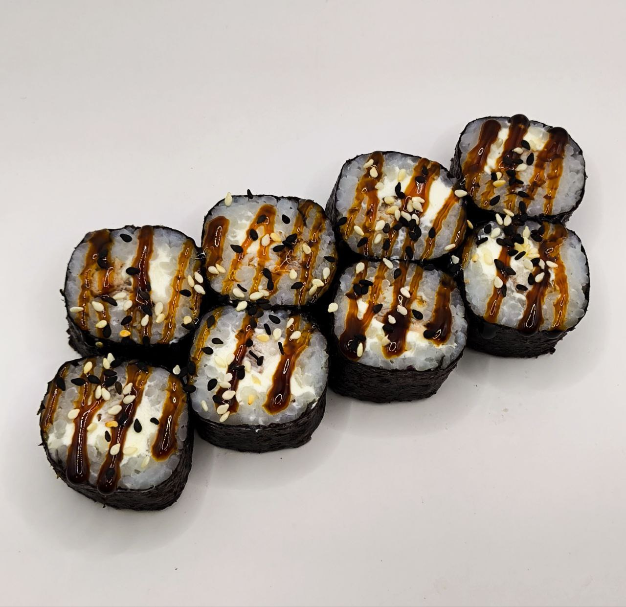 Ролл сливочный угорь