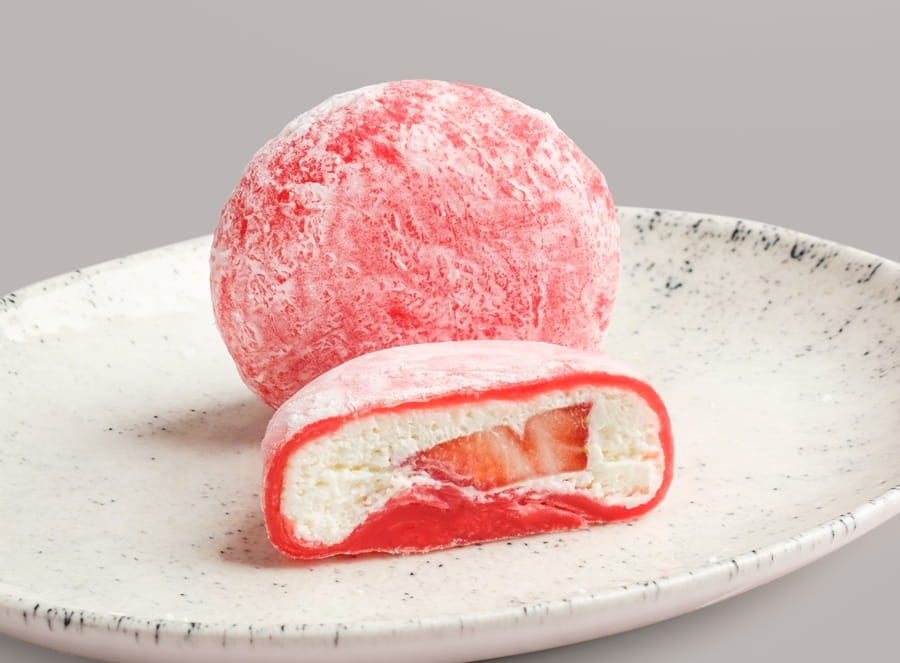 Моти с клубникой